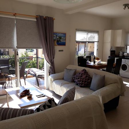 Sirena Sunrise Prestige Apartments Пафос Экстерьер фото